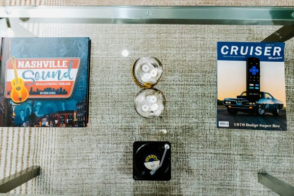 The Vinyl hotel table