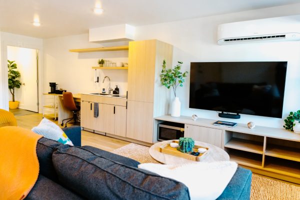 The Vinyl hotel living room