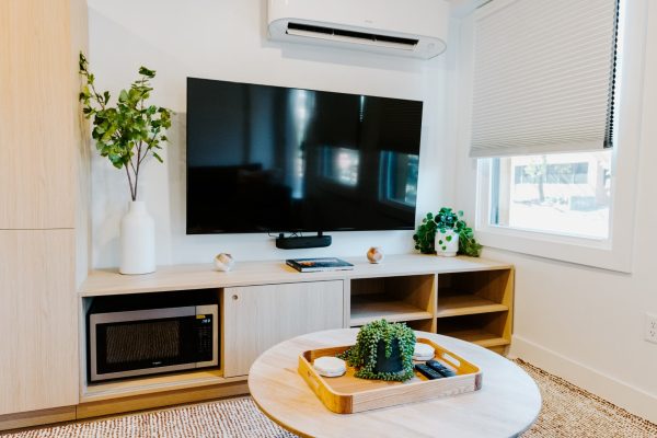 The Vinyl hotel living room